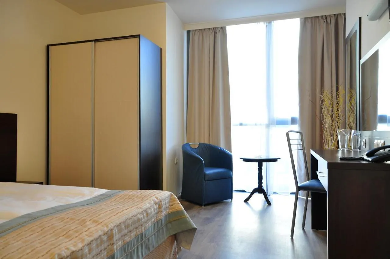 Hotel Burgas Free University Bulgaristan